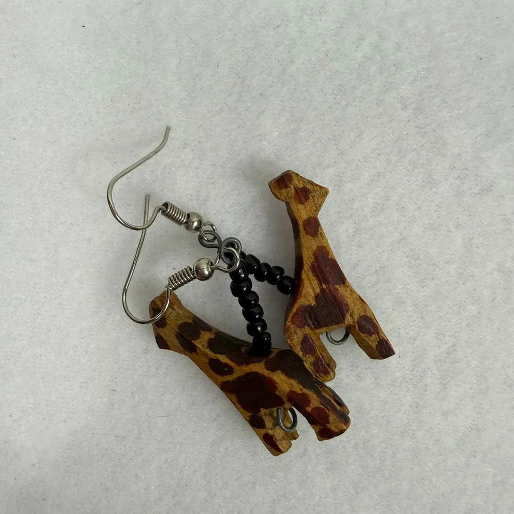 Hand Carved Wooden‎ Giraffe Earrings Beaded Dangle Handmade